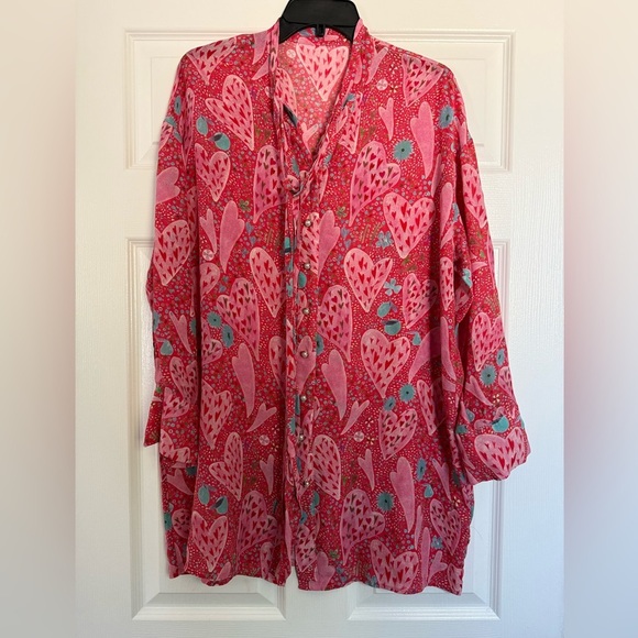 None Tops - Beautiful Heart Print 100% silk button down shirt